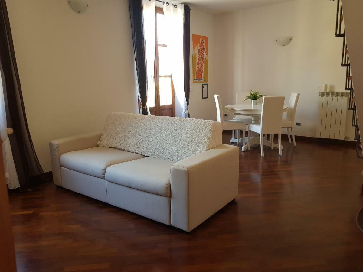 In Piazzetta Apartment Pisa Luaran gambar